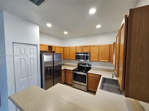 3370 W 90th Street Hialeah FL 33018