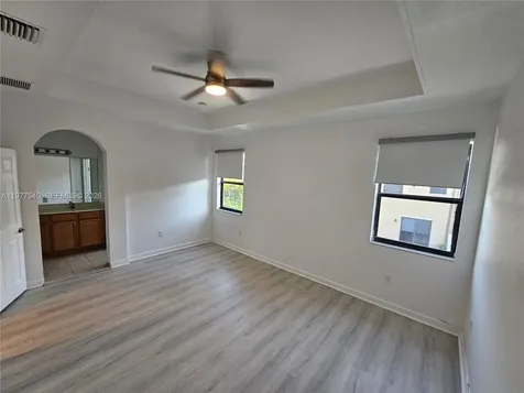 3370 W 90th Street Hialeah FL 33018