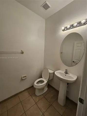 3370 W 90th Street Hialeah FL 33018