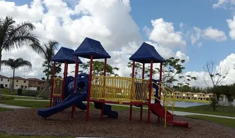 3370 W 90th Street Hialeah FL 33018