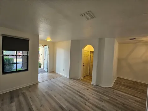 3370 W 90th Street Hialeah FL 33018