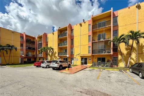 4803 NW 7th Street Miami FL 33126