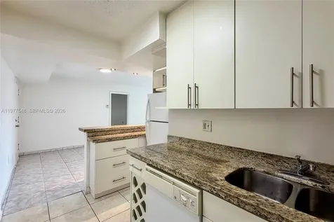 4803 NW 7th Street Miami FL 33126