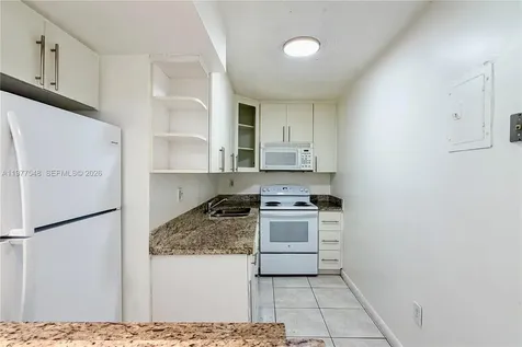 4803 NW 7th Street Miami FL 33126