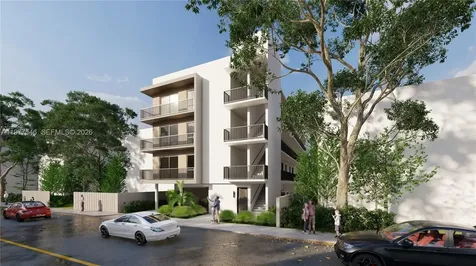 61 NW 17th Place Miami FL 33125