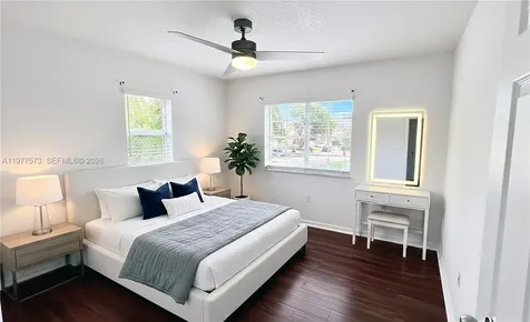 20830 SW 90th Place Cutler Bay FL 33189