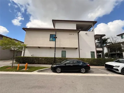 4900 NW 83rd Path Doral FL 33166