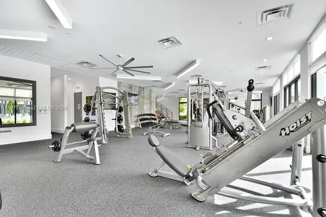 4900 NW 83rd Path Doral FL 33166