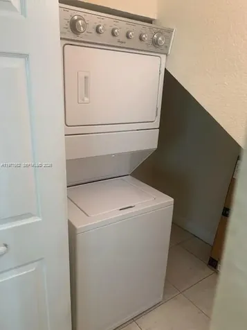 2945 Coconut Avenue Miami FL 33133