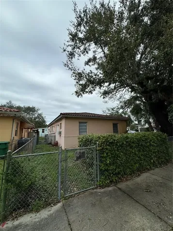 2652 SW 23rd Avenue Miami FL 33133