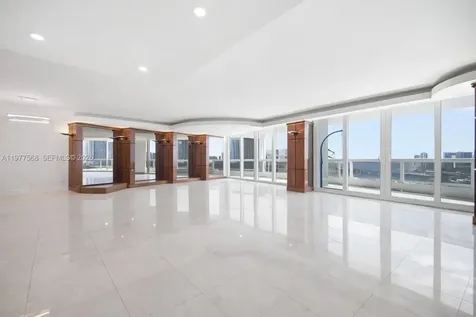 1717 N Bayshore Drive Miami FL 33132