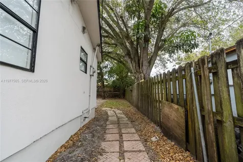 2250 NW 154th Street Miami Gardens FL 33054
