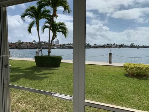 3010 Marcos Drive Aventura FL 33160