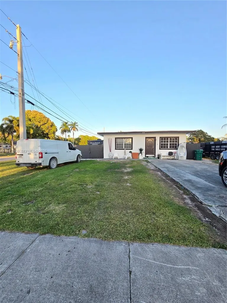 345 NW 5th Avenue Florida City FL 33034