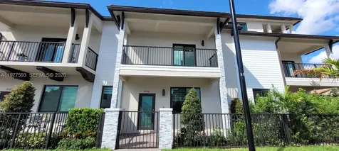 4558 NW 83rd Avenue Doral FL 33166