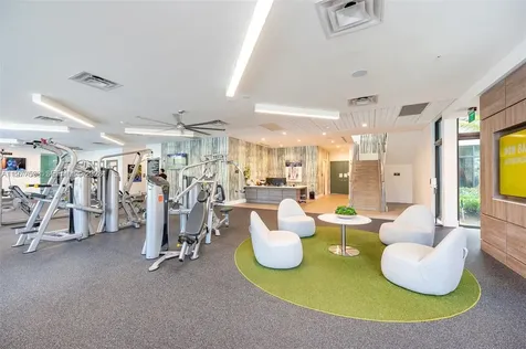 4558 NW 83rd Avenue Doral FL 33166