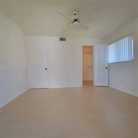 9379 S Belfort Circle Tamarac FL 33321