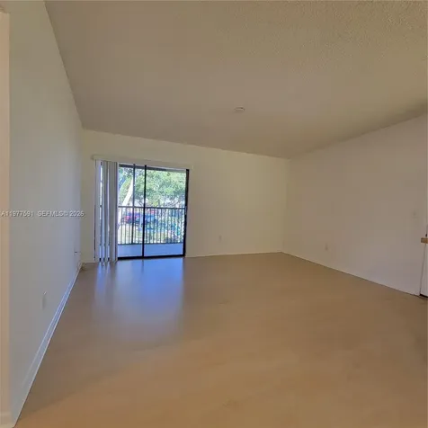 9379 S Belfort Circle Tamarac FL 33321