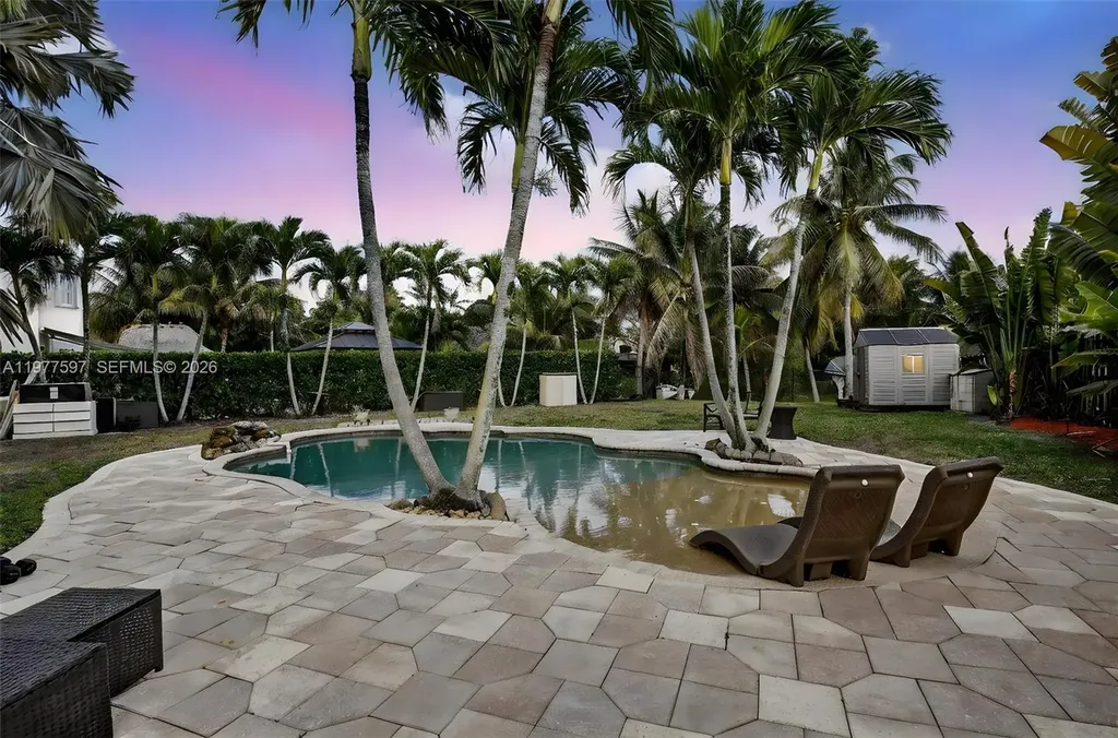 10614 SW 17th Place Davie FL 33324