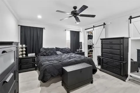 10614 SW 17th Place Davie FL 33324