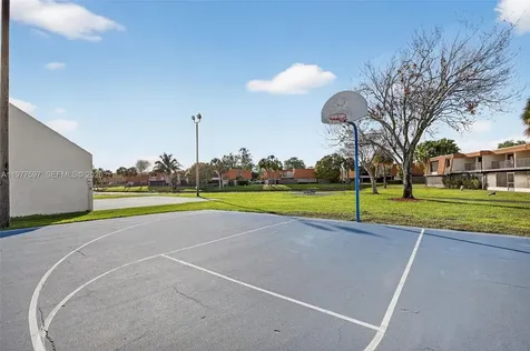 10614 SW 17th Place Davie FL 33324