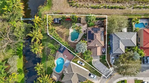10614 SW 17th Place Davie FL 33324
