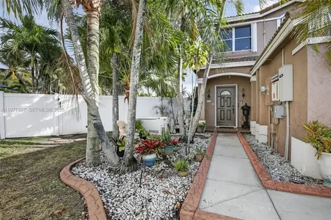 10614 SW 17th Place Davie FL 33324