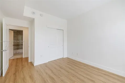 10 Aragon Avenue Coral Gables FL 33134