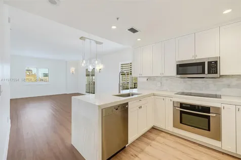 10 Aragon Avenue Coral Gables FL 33134