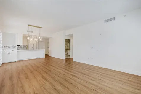 10 Aragon Avenue Coral Gables FL 33134