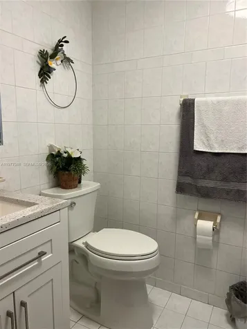 18160 NW 82nd Avenue Hialeah FL 33015