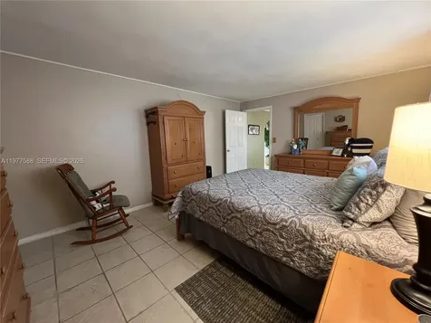18160 NW 82nd Avenue Hialeah FL 33015
