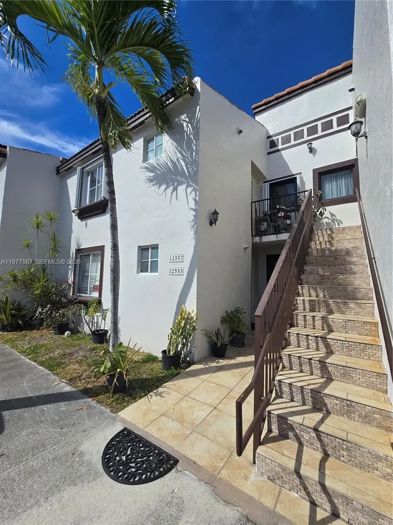 12555 NW 11th Way Miami FL 33182