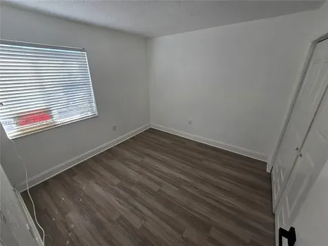 12555 NW 11th Way Miami FL 33182