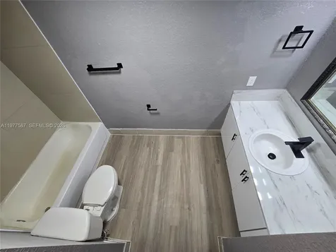 12555 NW 11th Way Miami FL 33182