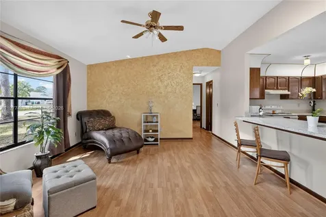281 NE Greenbrier Avenue Port St. Lucie FL 34983