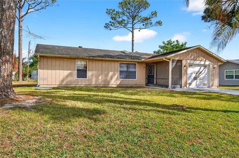 281 NE Greenbrier Avenue Port St. Lucie FL 34983