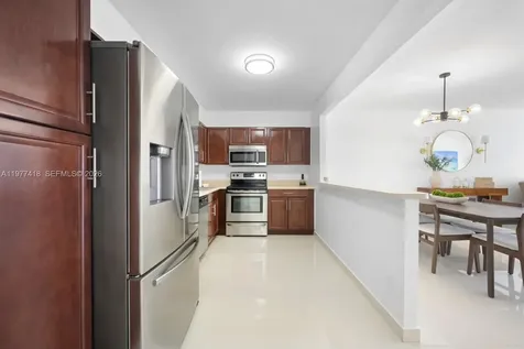 19370 Collins Avenue Sunny Isles Beach FL 33160