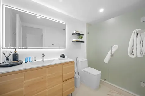 19370 Collins Avenue Sunny Isles Beach FL 33160