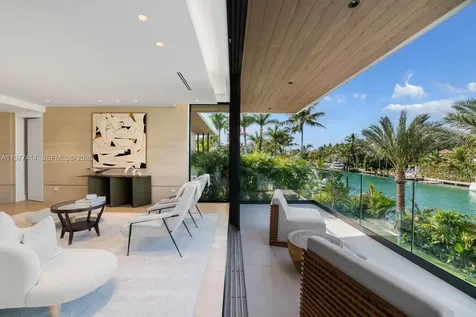 1745 W 24th Street Miami Beach FL 33140