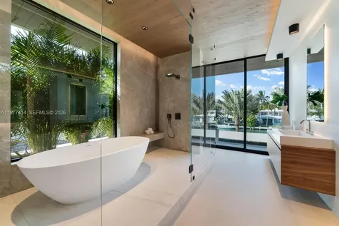 1745 W 24th Street Miami Beach FL 33140