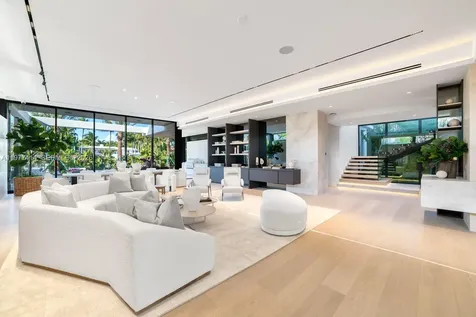 1745 W 24th Street Miami Beach FL 33140