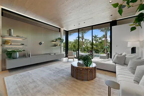 1745 W 24th Street Miami Beach FL 33140