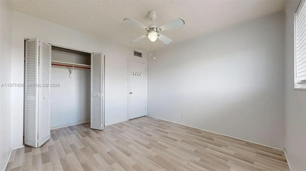 5300 Washington Street Hollywood FL 33021