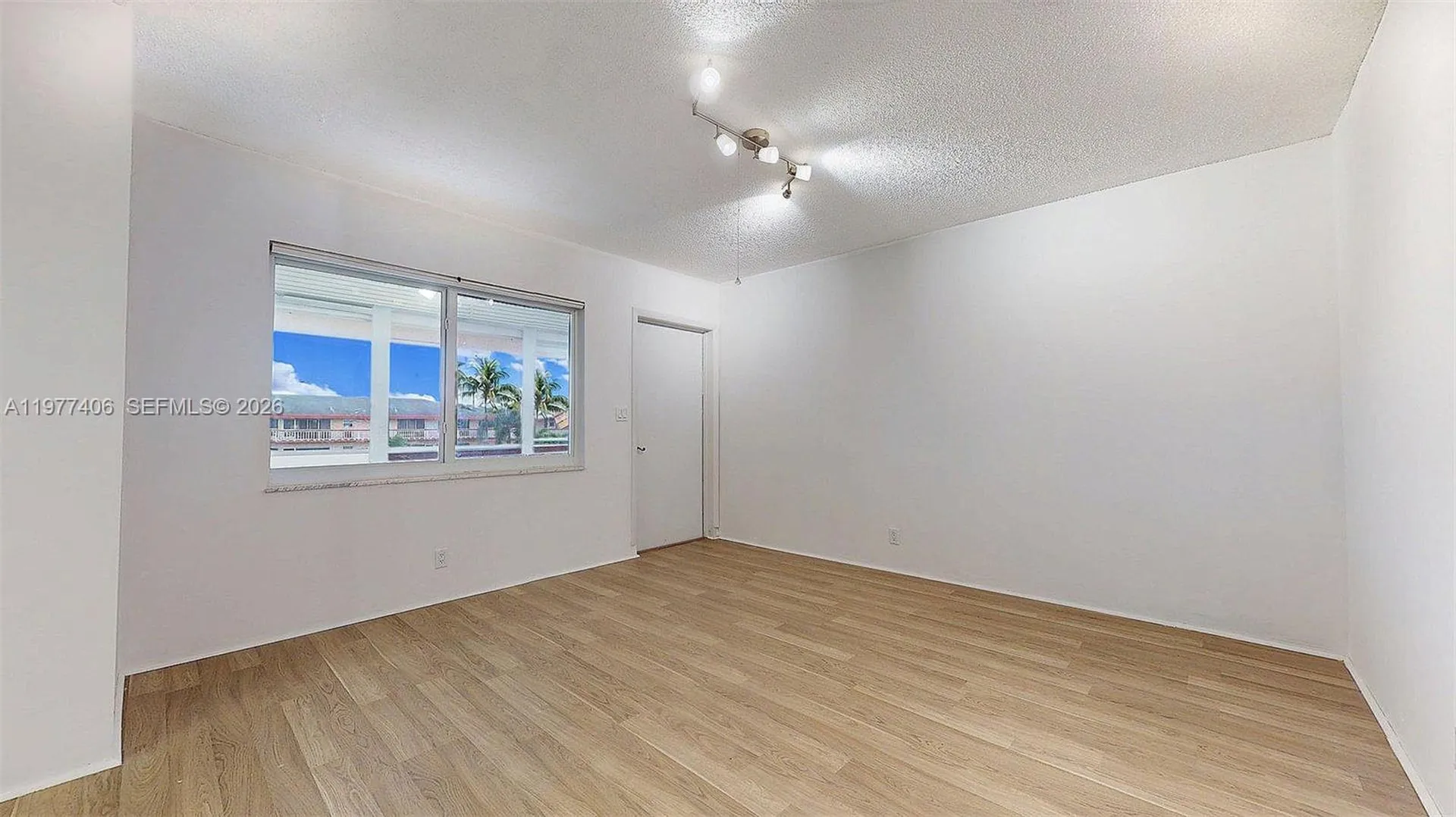 5300 Washington Street Hollywood FL 33021