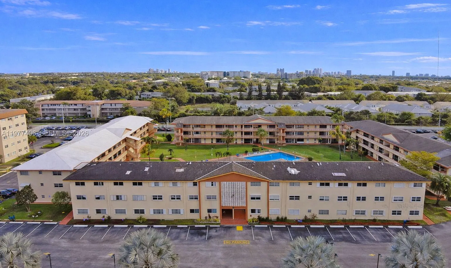 5300 Washington Street Hollywood FL 33021
