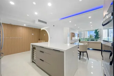 19370 Collins Avenue Sunny Isles Beach FL 33160