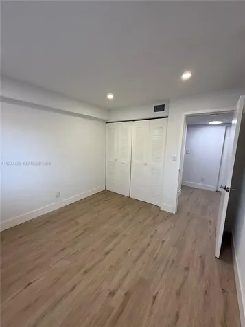 5911 Washington Street Hollywood FL 33023