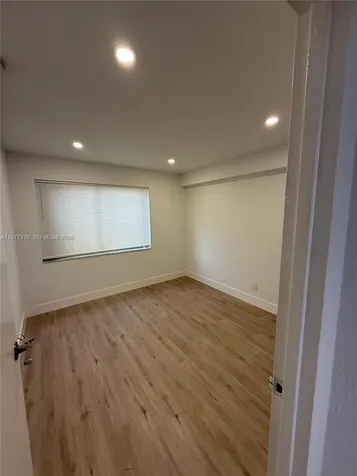 5911 Washington Street Hollywood FL 33023