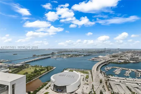 159 NE 6th Street Miami FL 33132